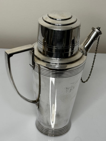 Mappin & Webb Art Deco Cocktail Shaker Designed By Keith Murray - Cheshire Antiques Consultant